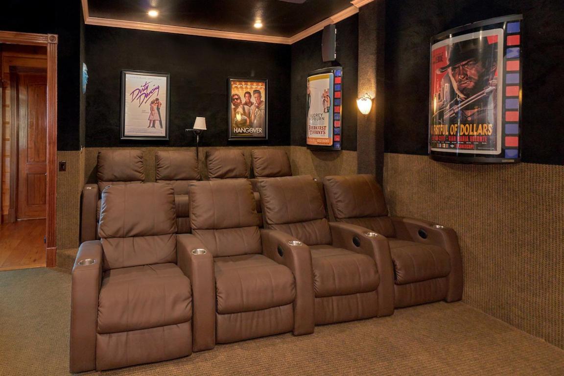 Journey'S End, 5 Bedrooms, Sleeps 12, Private Outdoor Pool, Theater, Sauna Sevierville Eksteriør bilde