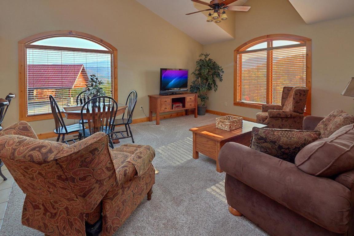 Journey'S End, 5 Bedrooms, Sleeps 12, Private Outdoor Pool, Theater, Sauna Sevierville Eksteriør bilde