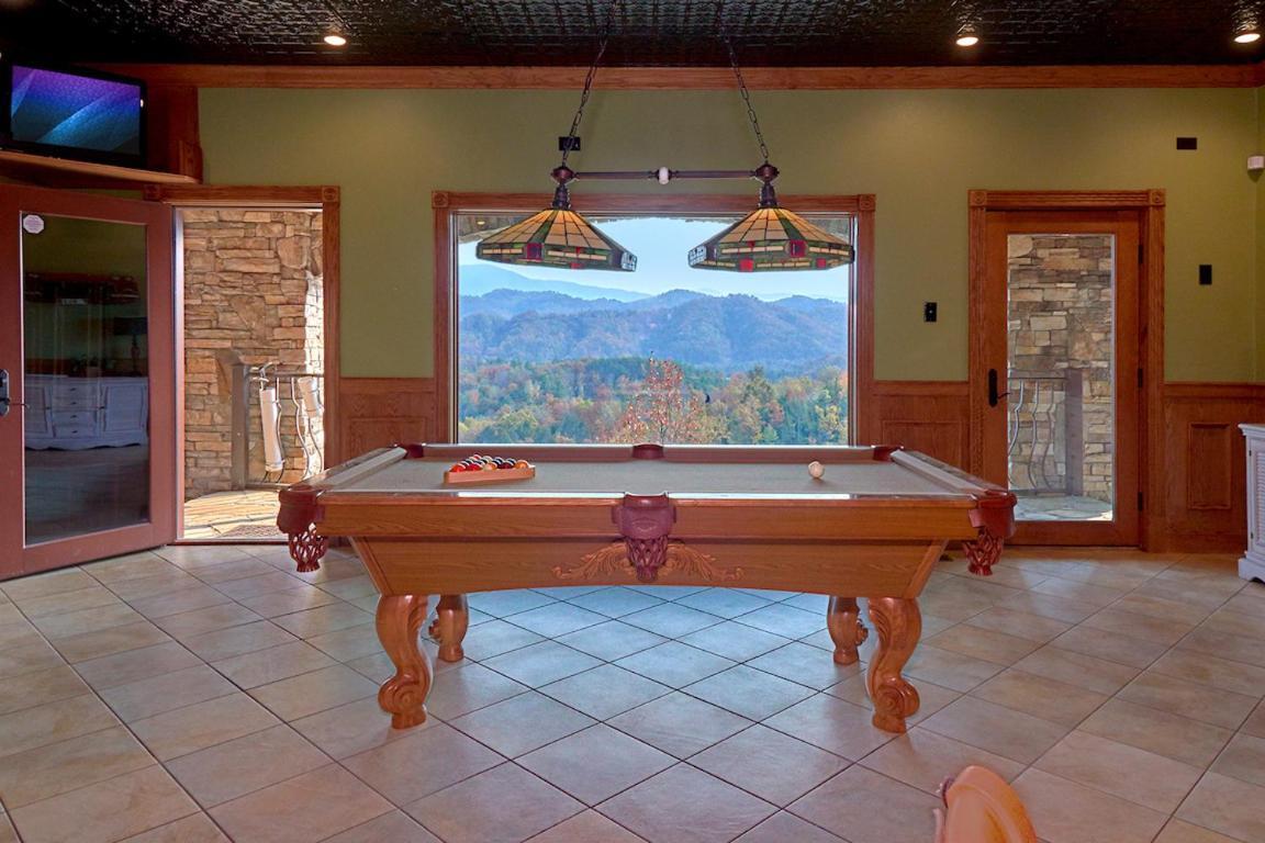 Journey'S End, 5 Bedrooms, Sleeps 12, Private Outdoor Pool, Theater, Sauna Sevierville Eksteriør bilde