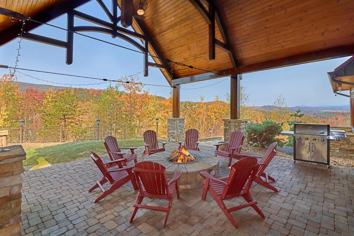 Journey'S End, 5 Bedrooms, Sleeps 12, Private Outdoor Pool, Theater, Sauna Sevierville Eksteriør bilde